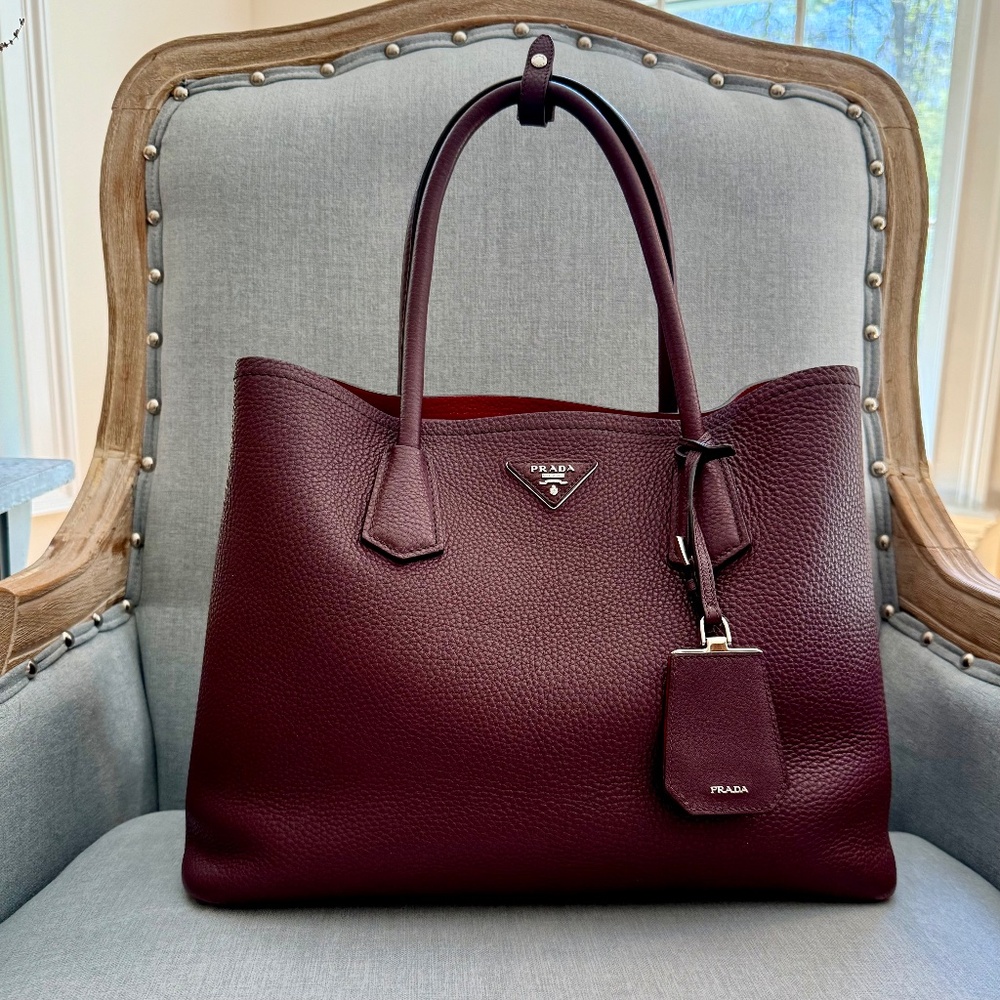 PRADA MEDIUM VITELLO DAINO CUIR DOUBLE TOTE BEAUTIFUL BURGANDY WITH RED INTERIOR